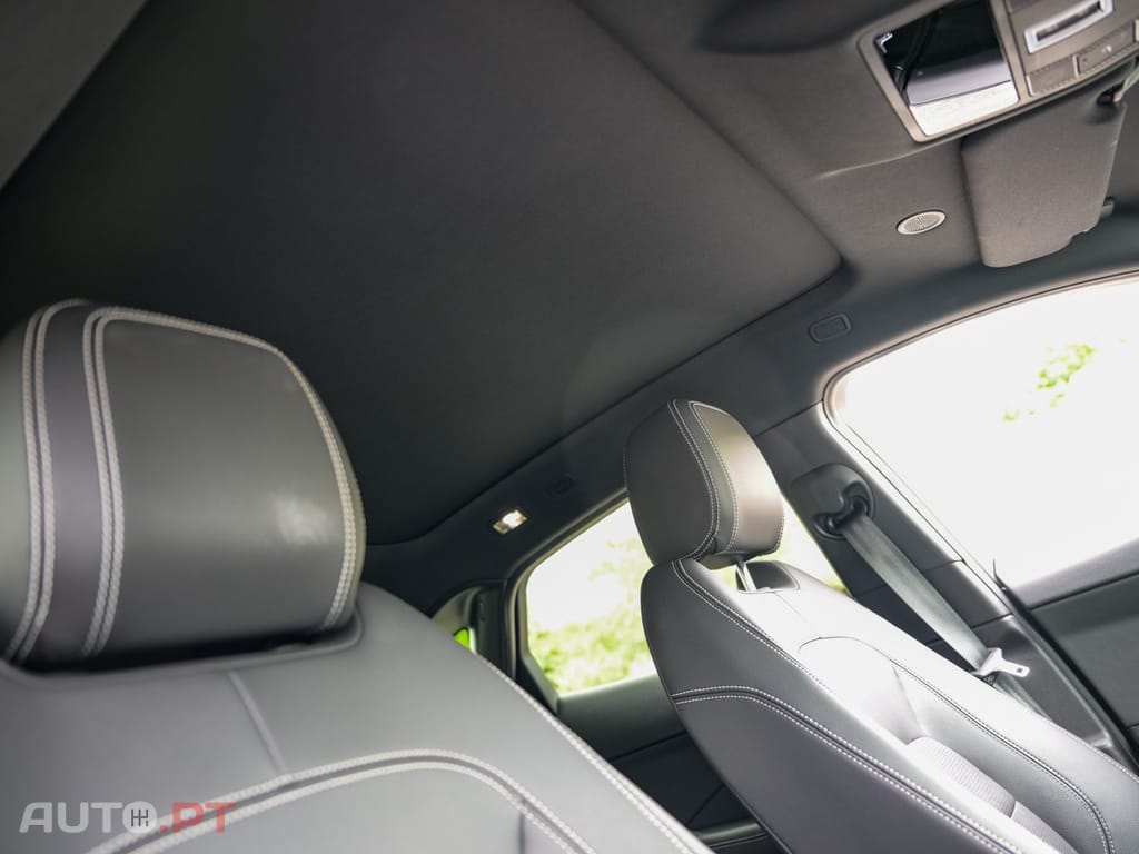 Jaguar E-Pace 1.5 P300e R-Dynamic SE AWD Aut.