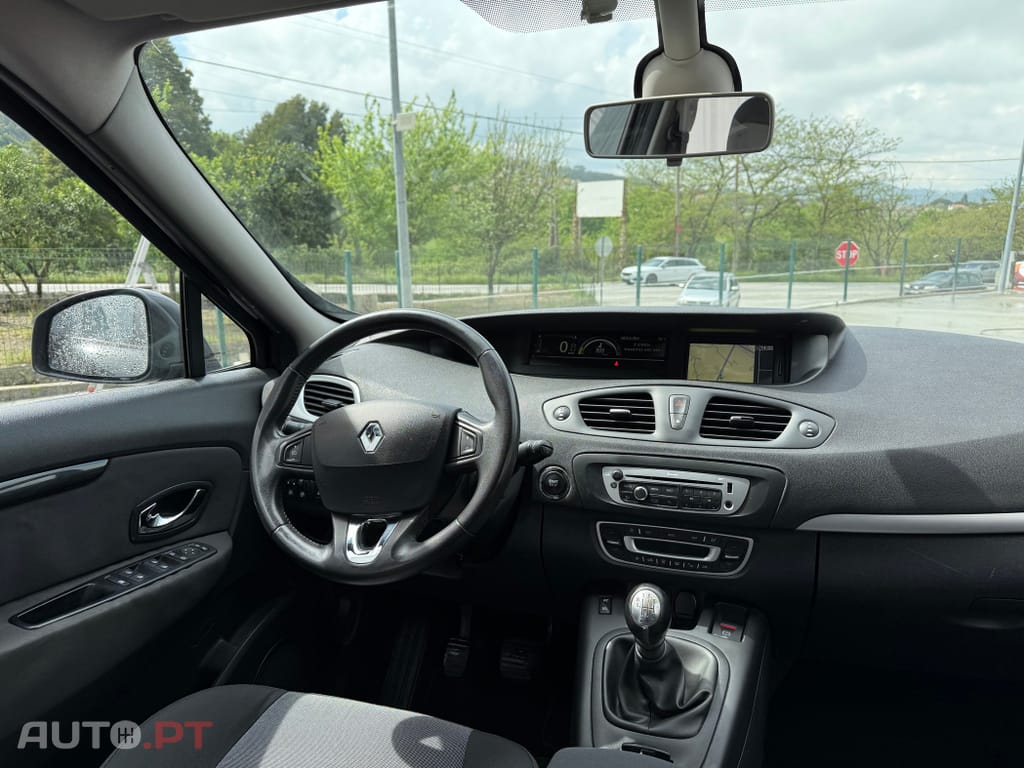 Renault Scénic 1.5 dCi Sport SS