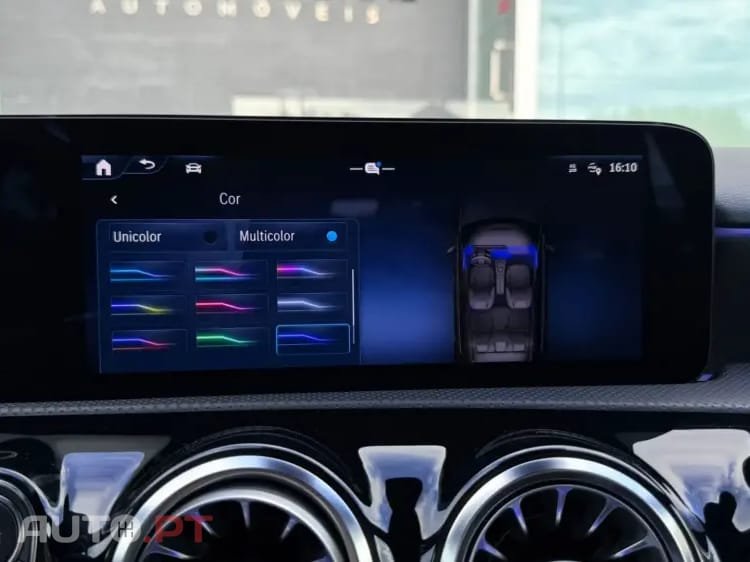 Mercedes-Benz A 250 e AMG Line