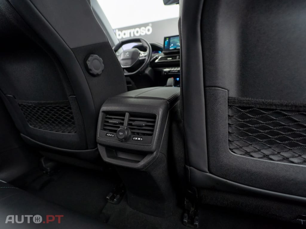 Peugeot 3008 1.6 Hybrid Allure Pack e-EAT8