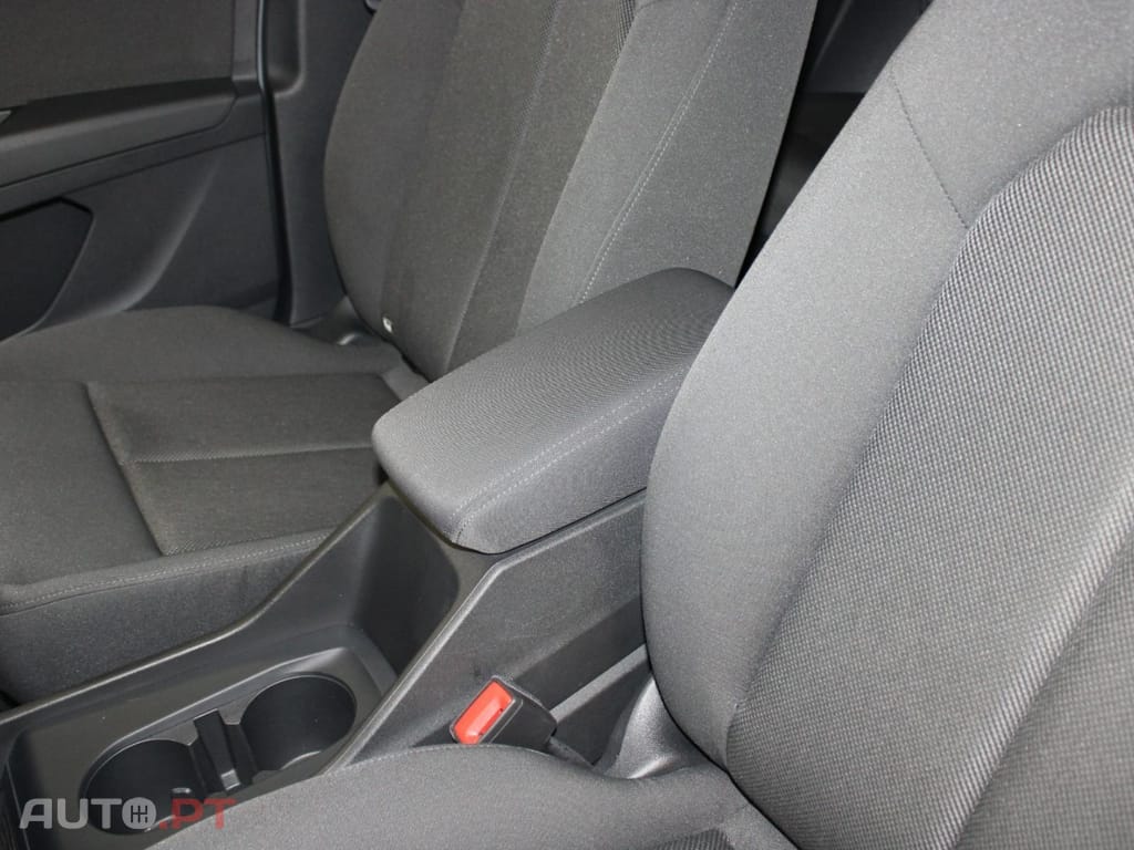 Audi Q4 E-Tron 35 S-LINE I.V.A DEDUTÍVEL