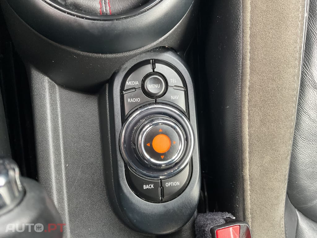 MINI Cabrio Cooper D