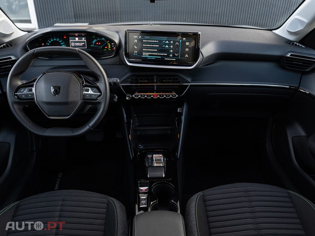 Peugeot E-208 50 kWh Active