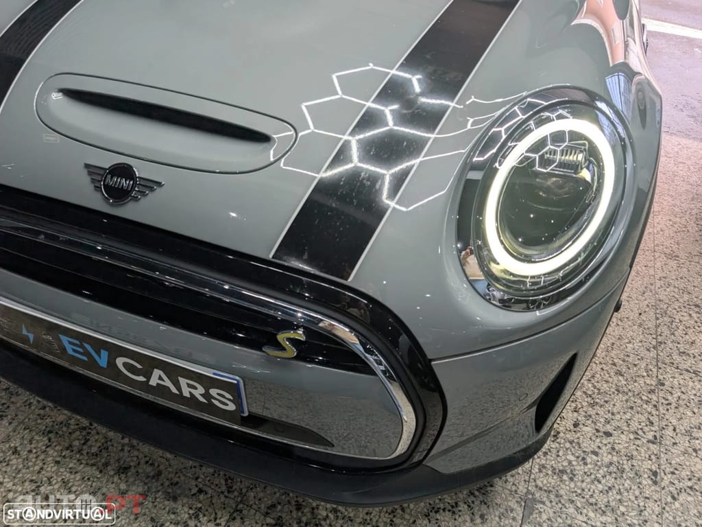 MINI Cooper Cooper SE Premium Extra Essential