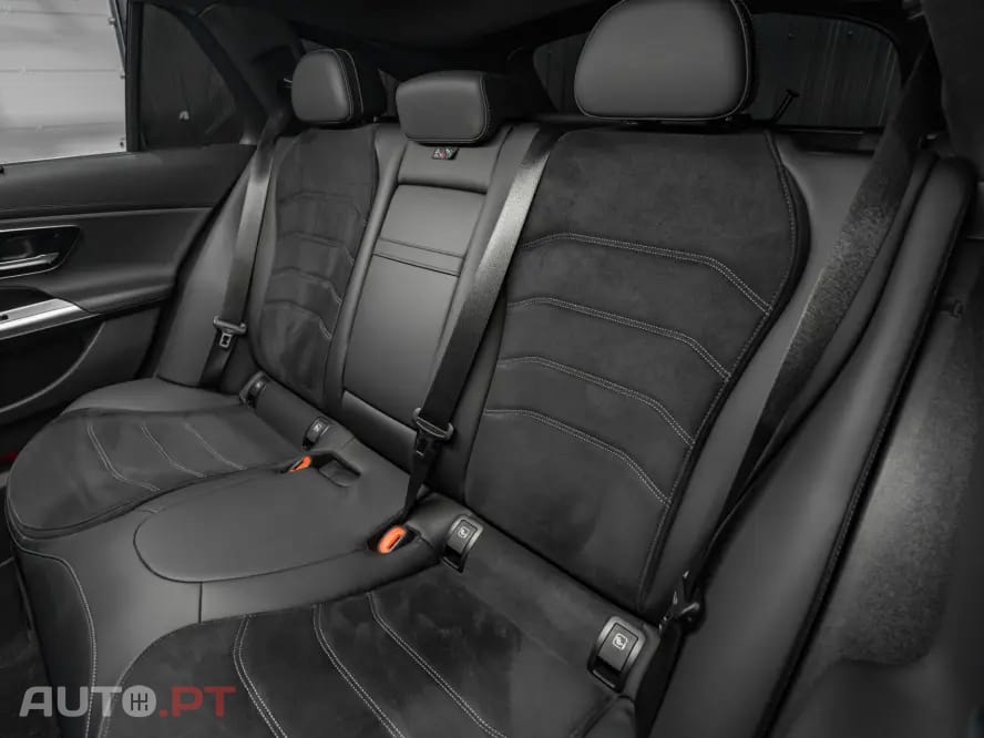 Mercedes-Benz E 300 e Station