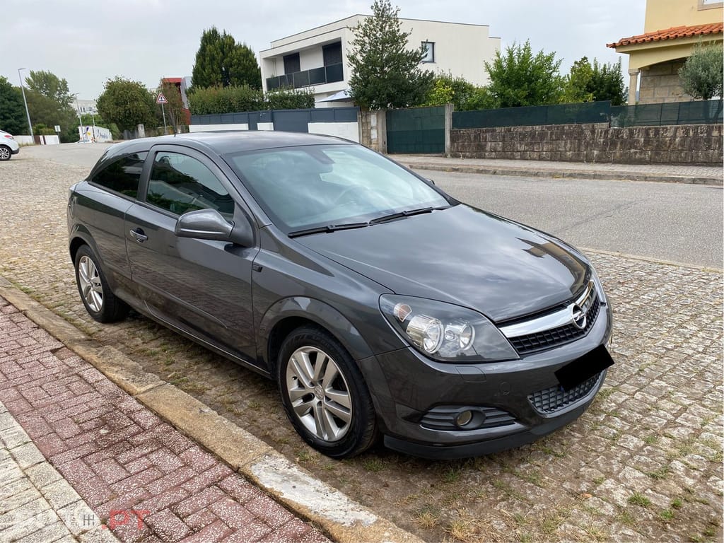 Opel Astra GTC