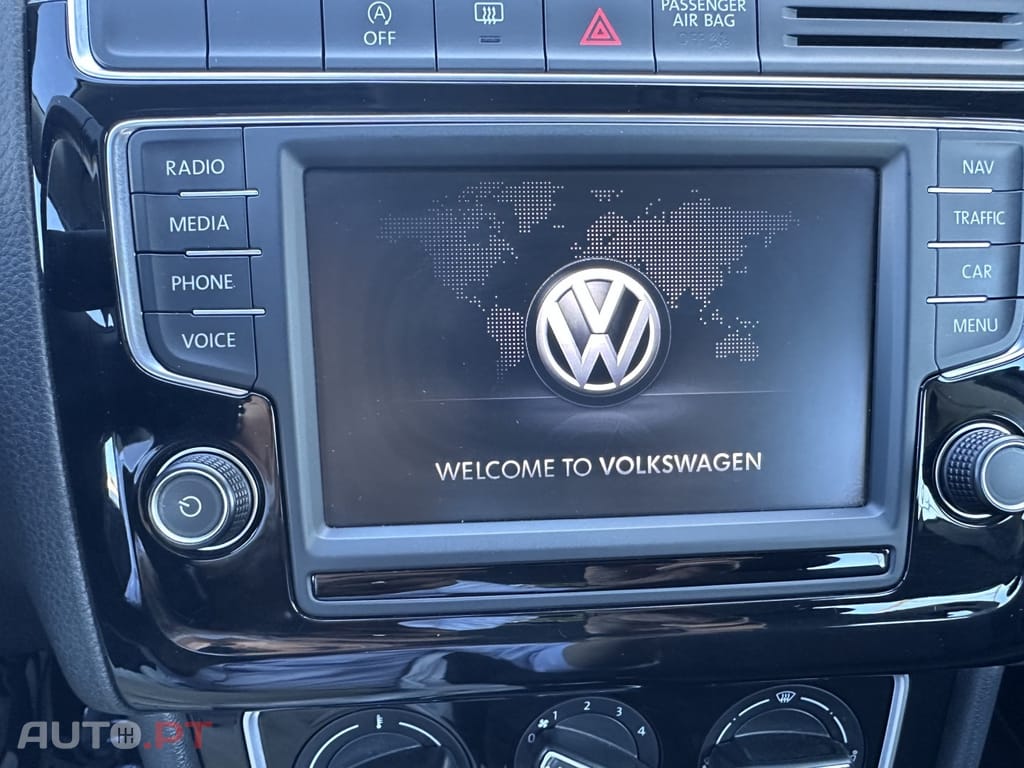 Volkswagen Polo 1.2 TSi Confortline Nav