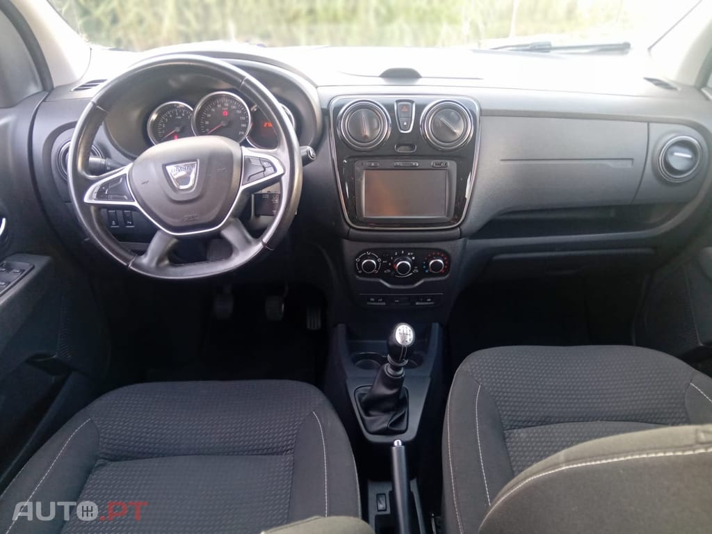 Dacia Lodgy 1.5 Blue dCi SL Go 7L