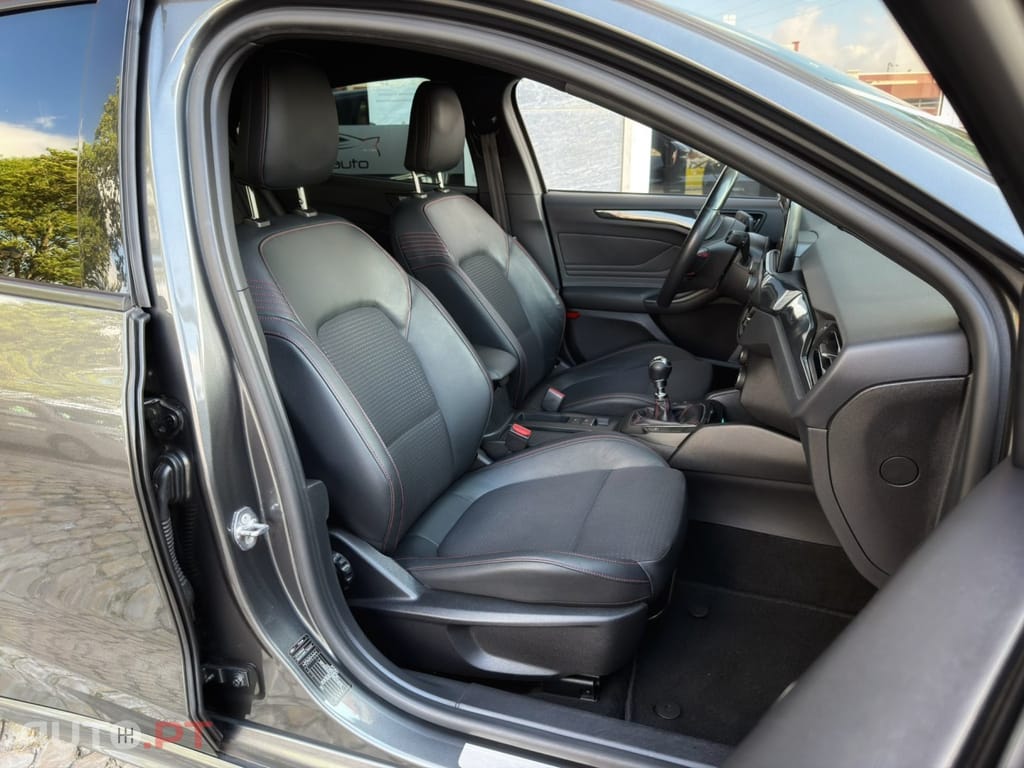 Ford Focus 1.0 EcoBoost ST-Line