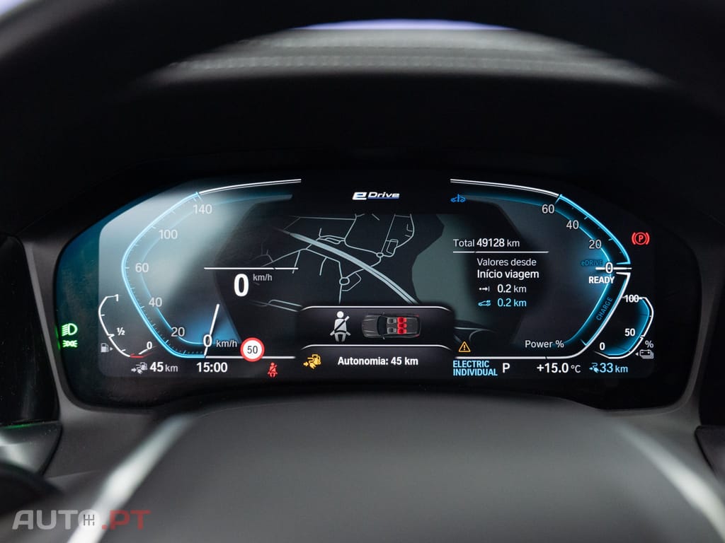 BMW 330 e Line Luxury Auto