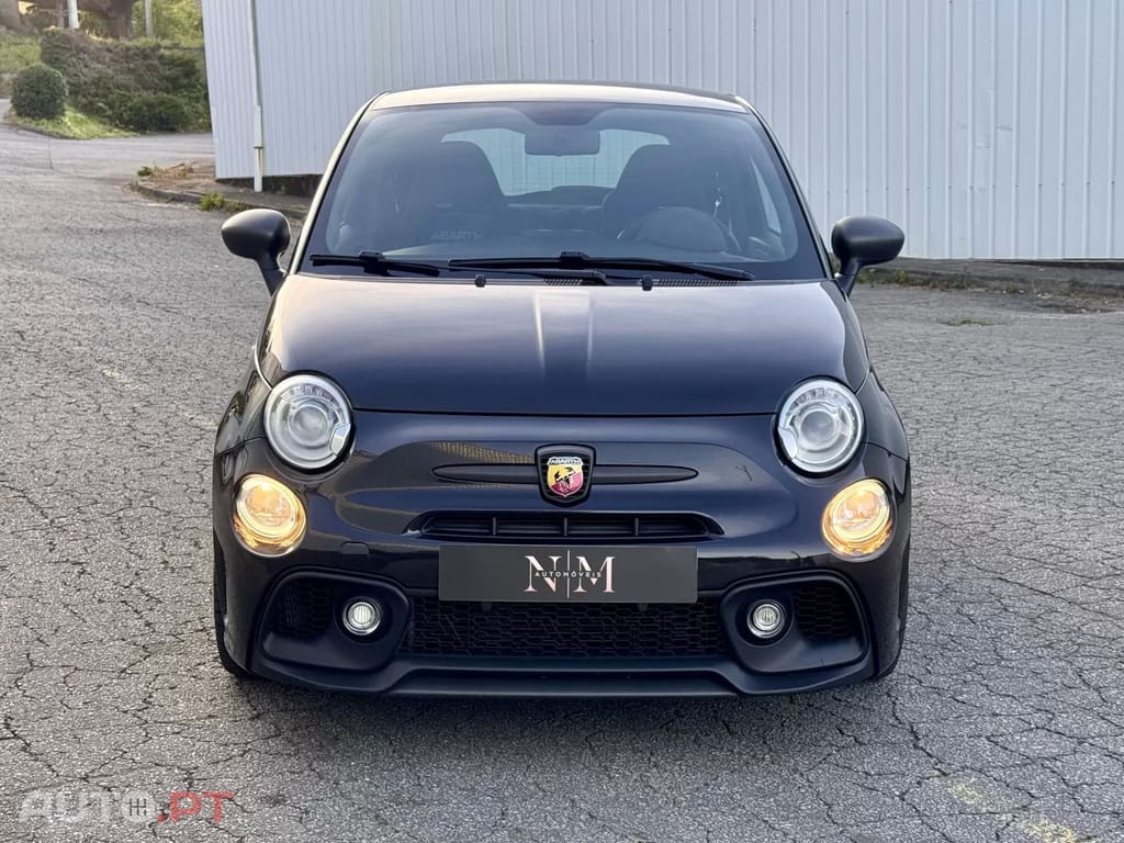 Abarth 595 1.4 T-Jet Competizione MTA