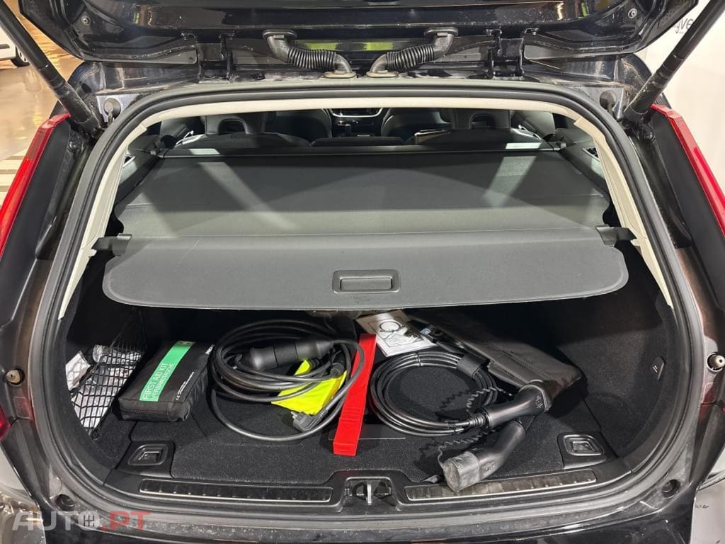 Volvo V60 2.0 T6 AWD TE Inscription Expression