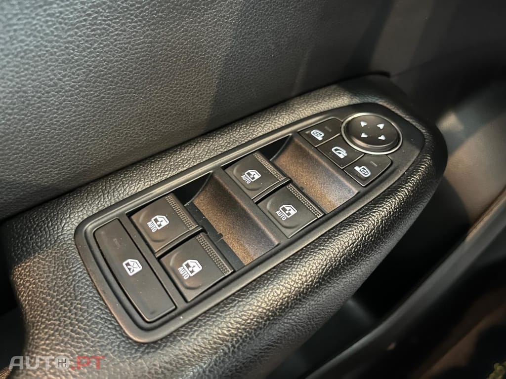 Renault Arkana E-TECH  HYBRID I.V.A DEDUTÍVEL