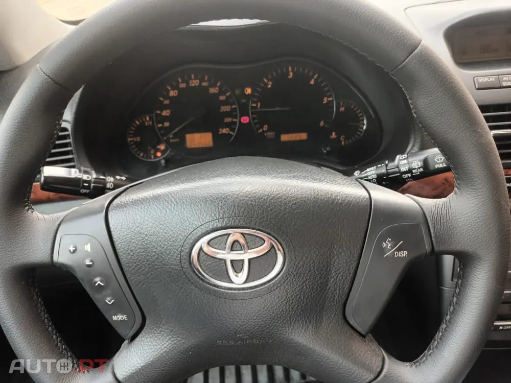 Toyota Avensis 2.0 D-4D Sol