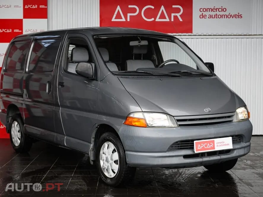 Toyota HiAce 2.4 D LXH12LG