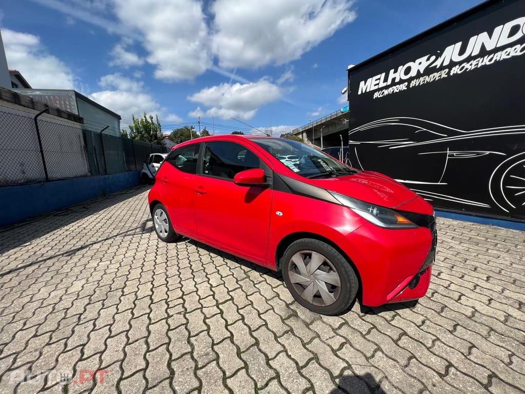 Toyota Aygo 1.0 X-Play+AC+X-Touch