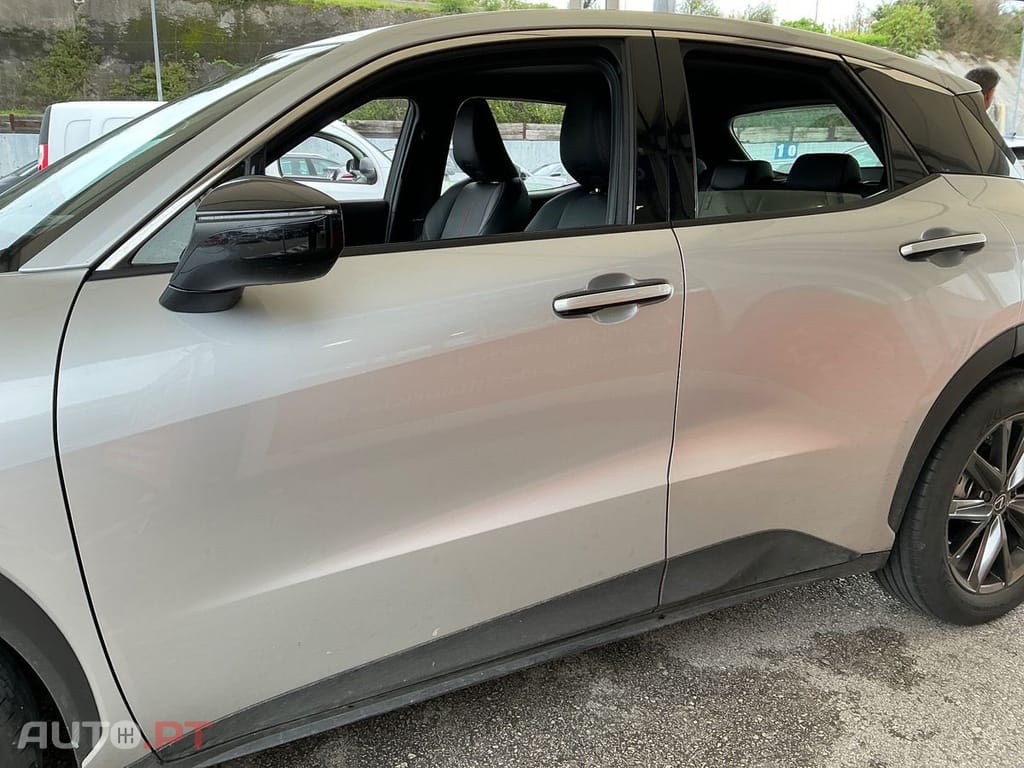 Lexus LBX 1.5 Hybrid Elegant