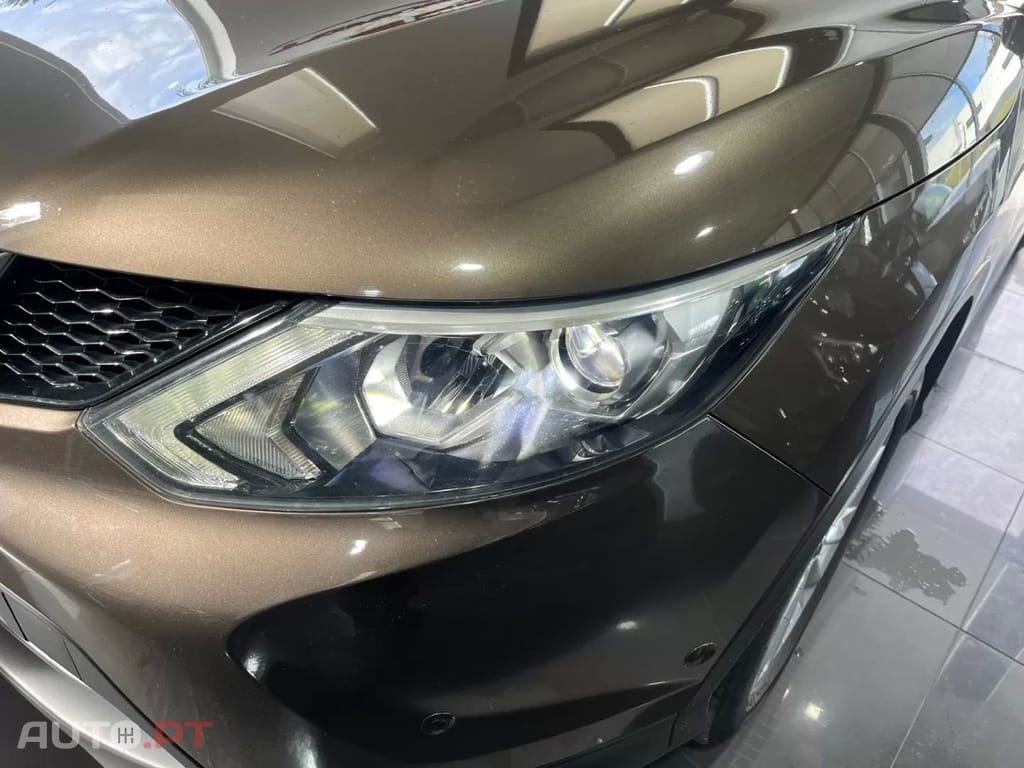 Nissan Qashqai 1.5 dCi Tekna Premium 17