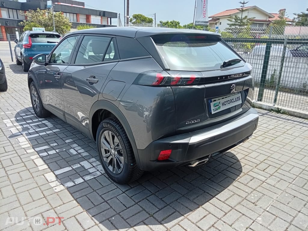 Peugeot 2008 1.2 PureTech Active Pack