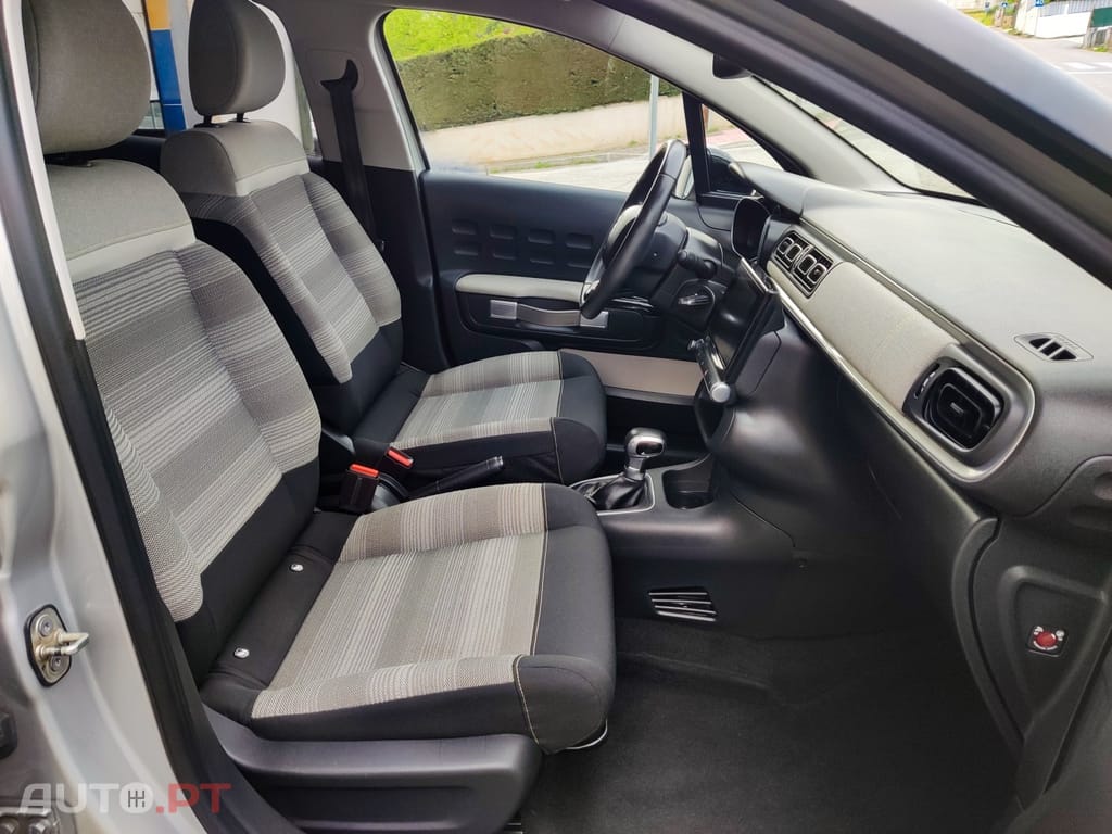 Citroen C3 1.2 PureTech Shine EAT6