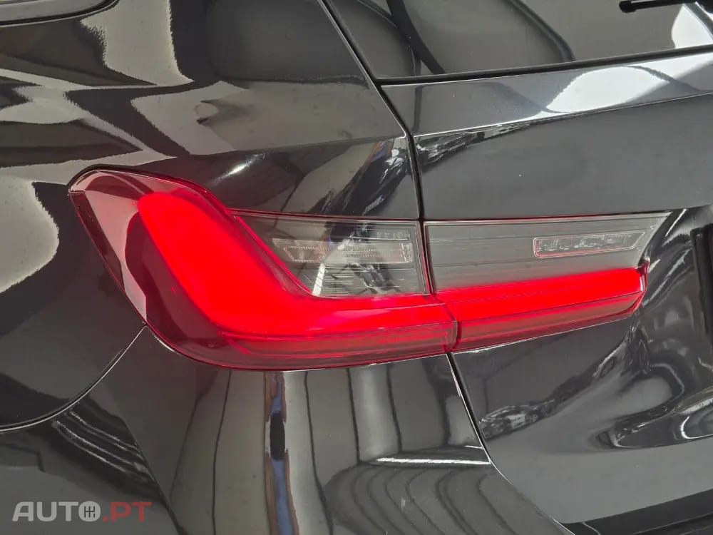 BMW 320 e Line Sport Auto