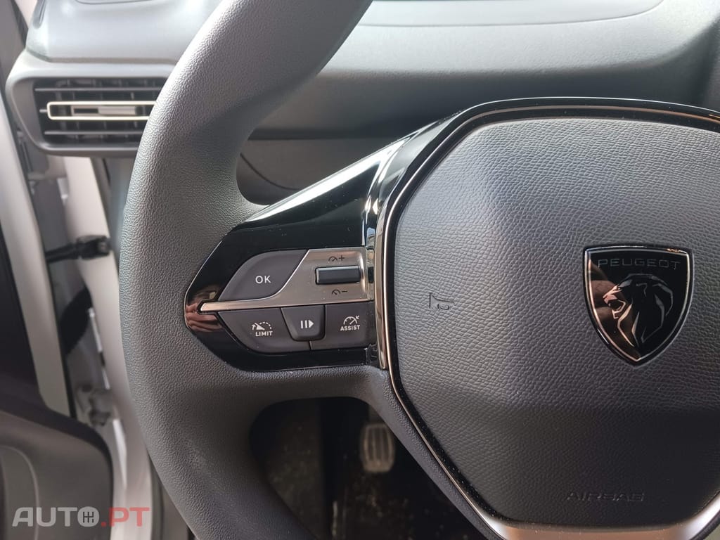 Peugeot Partner 1.5 BlueHDi Pemium Longa