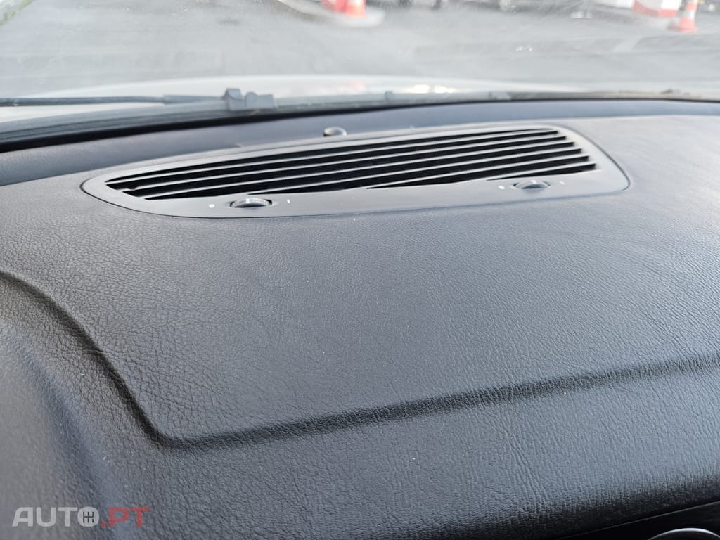 Alfa Romeo 159 Sportwagon 2.0 JTDm Distinctive P.Sport+