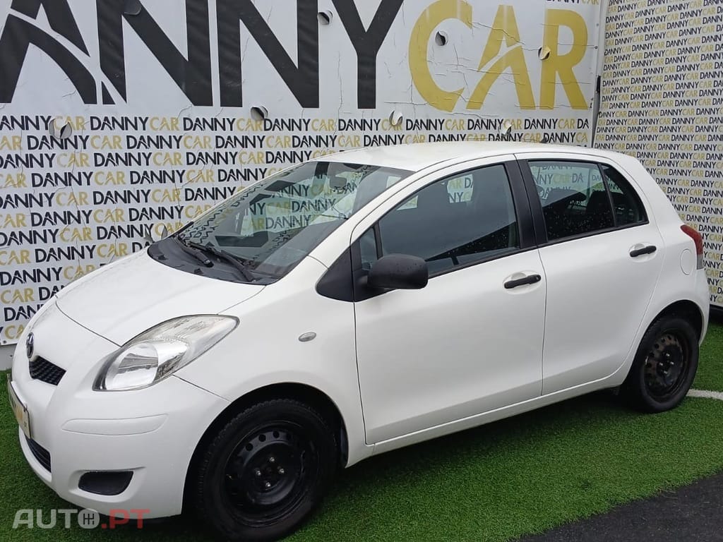 Toyota Yaris 1.0 VVT-i AC