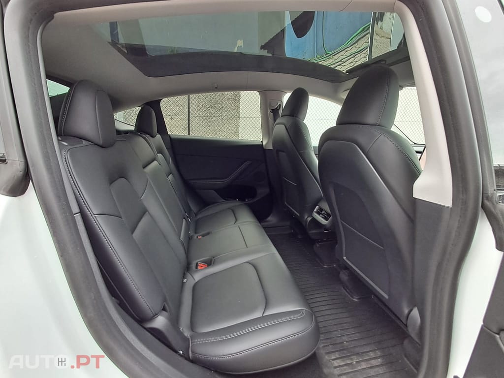 Tesla Model Y Tração Traseira