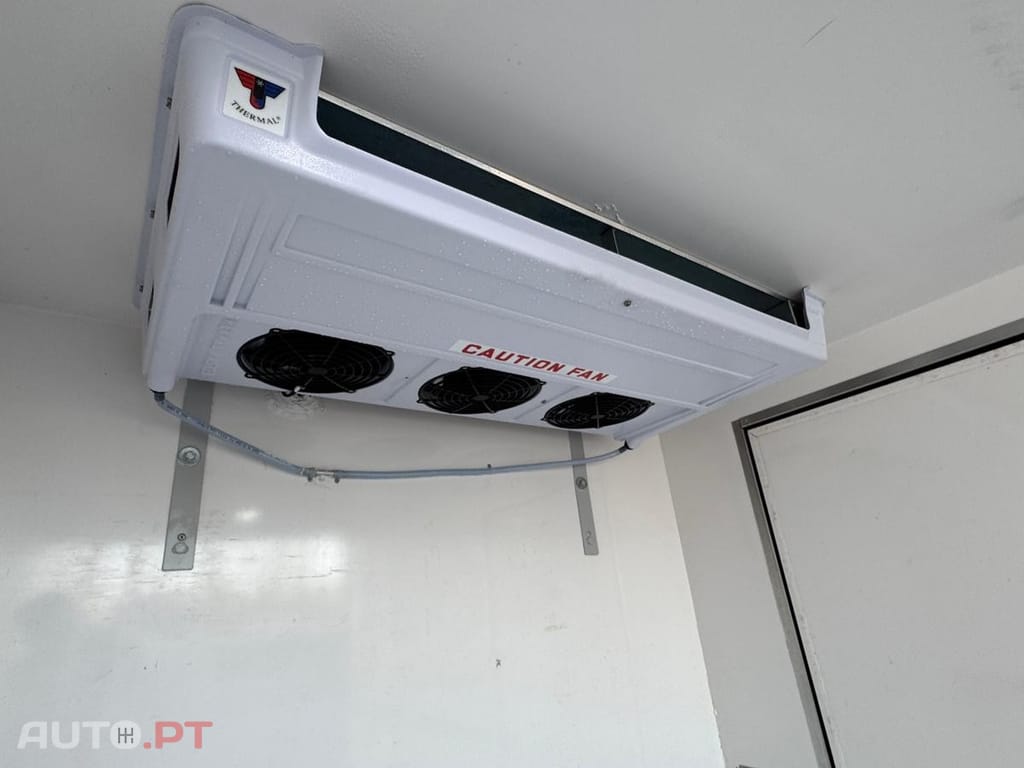 Mercedes-Benz Sprinter CONGELAÇÃO ESTRADA PARQUE