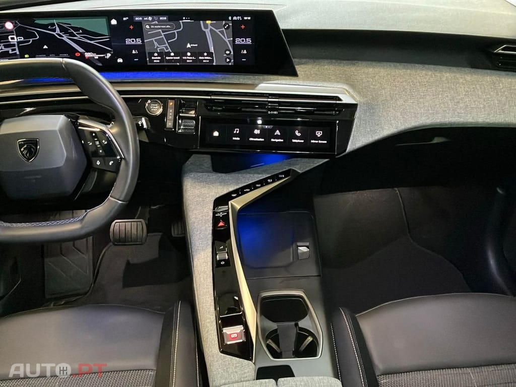 Peugeot 3008 1.2 Hybrid Allure e-DCS6