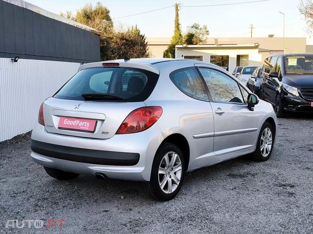 Peugeot 207  1.6 HDI SPORT VAN