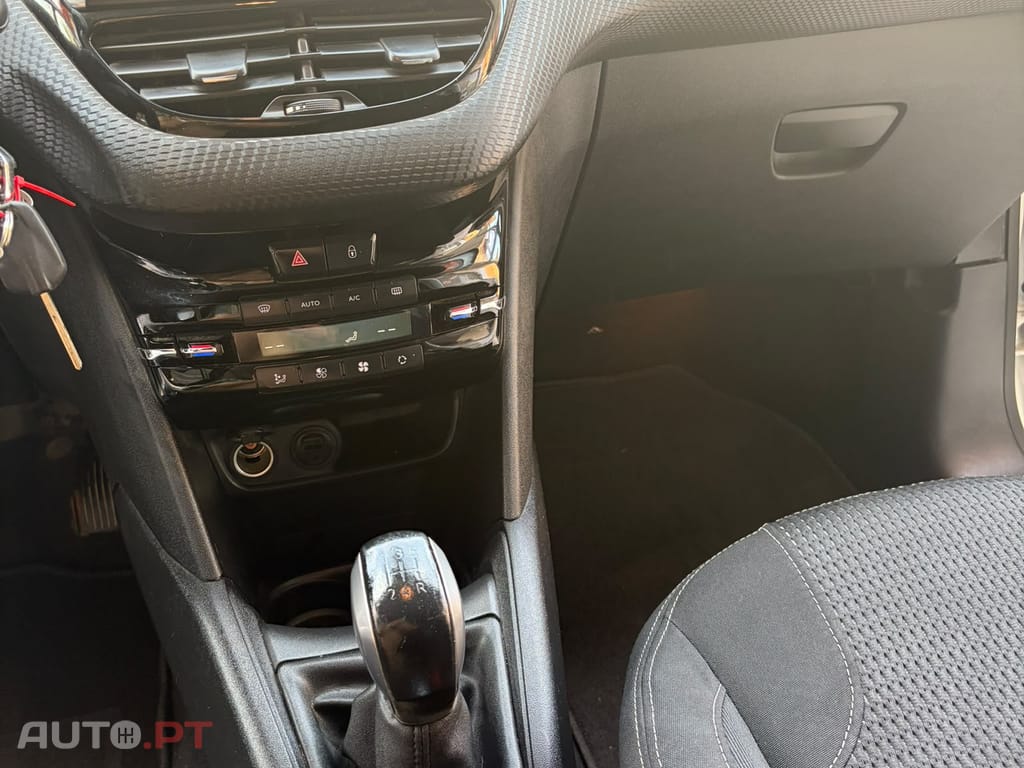 Peugeot 208 1.6 BlueHDi Allure