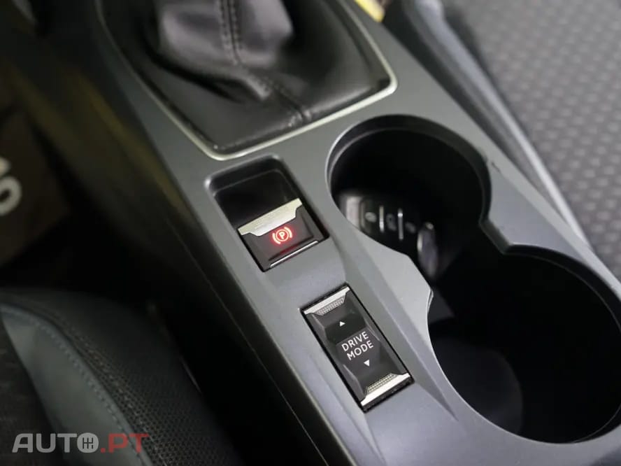 Peugeot 2008 1.5 BlueHDi Allure