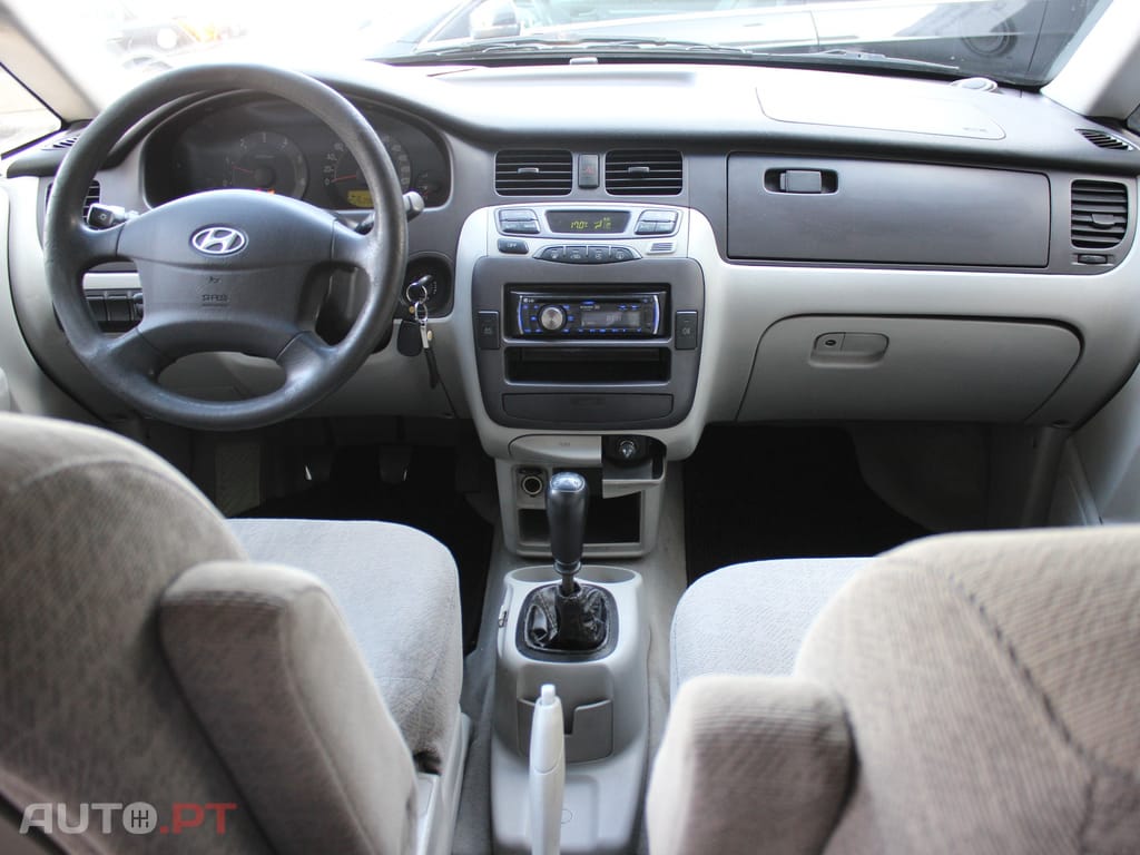 Hyundai Trajet 2.0 CRDi GL