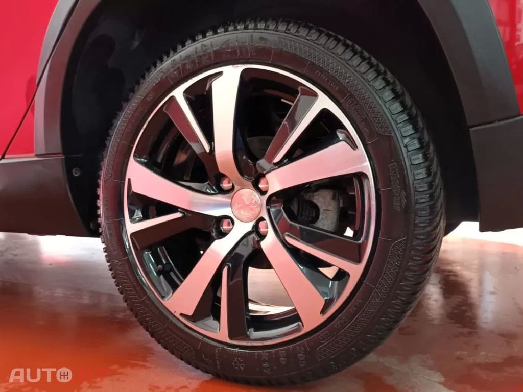 Peugeot 2008 1.2 PureTech GT Line