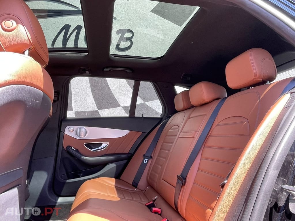 Mercedes-Benz C 300 d Station 4Matic 9G-TRONIC AMG Line