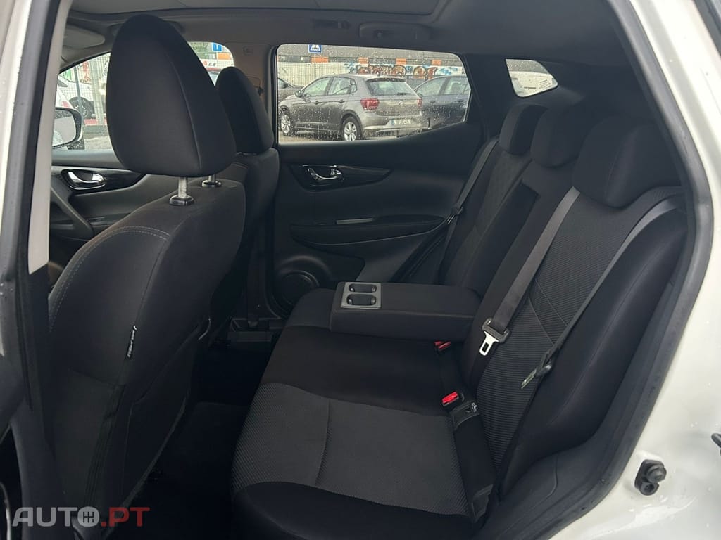 Nissan Qashqai 1.6 dCi 360 S Xtronic