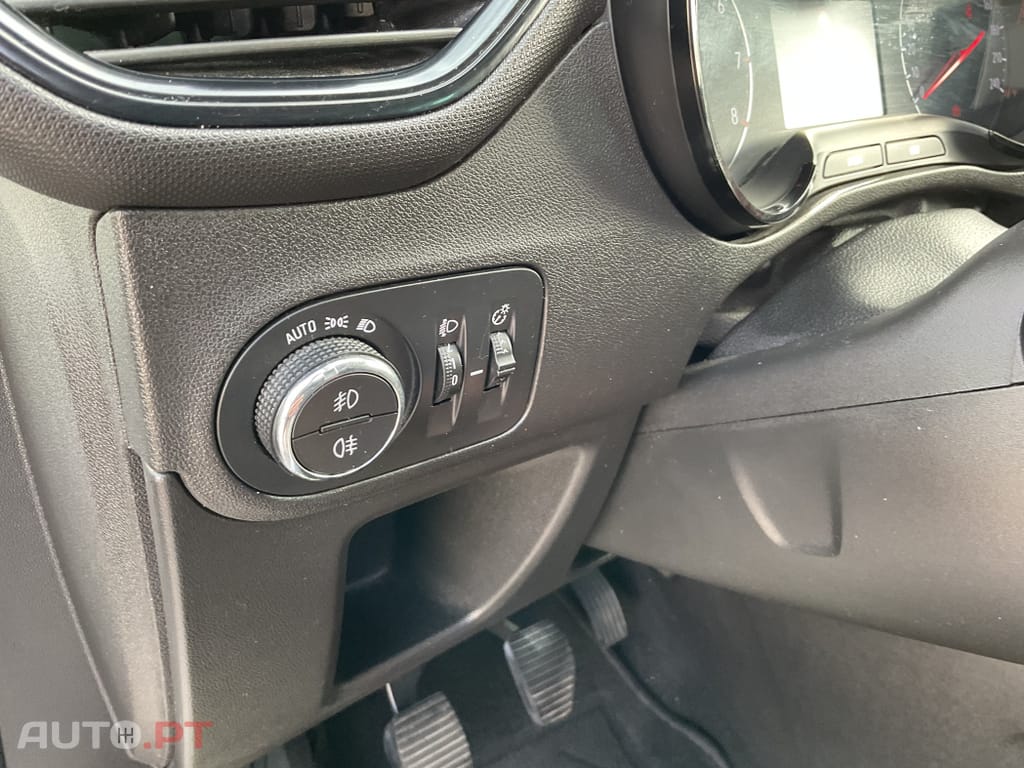 Opel Crossland 1.2 T GS Line