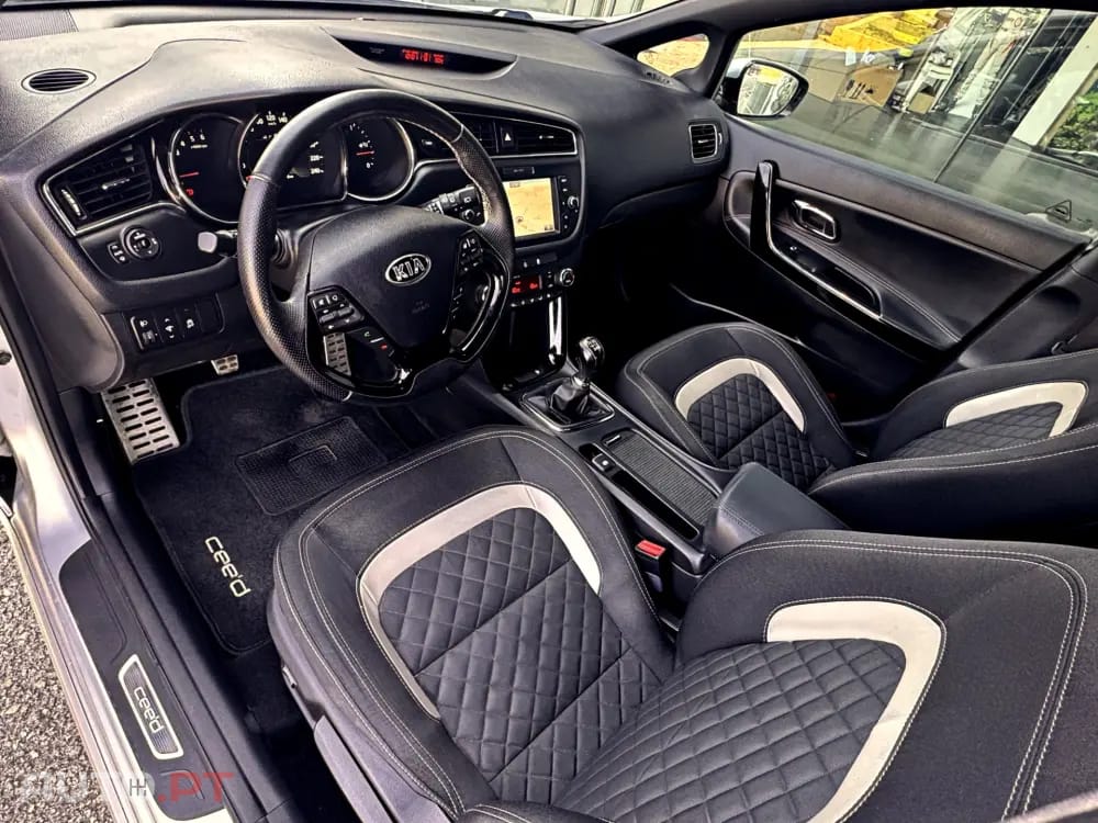 Kia Ceed 1.6 CRDi GT Line