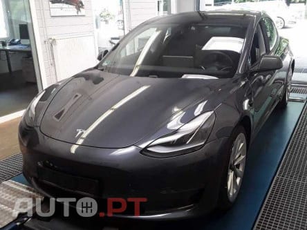 Tesla Model 3 Long Range AWD Dual Motor