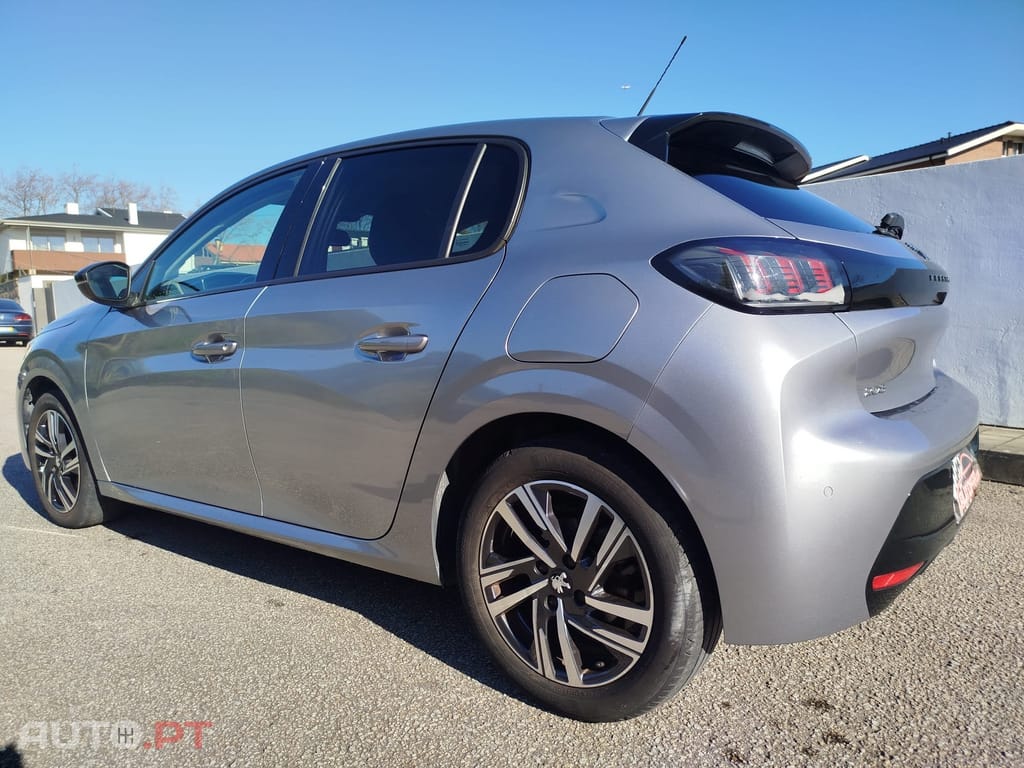 Peugeot 208 1.2 PureTech Allure Pack