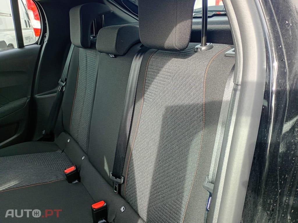 Peugeot 208 1.2 PureTech Active Pack