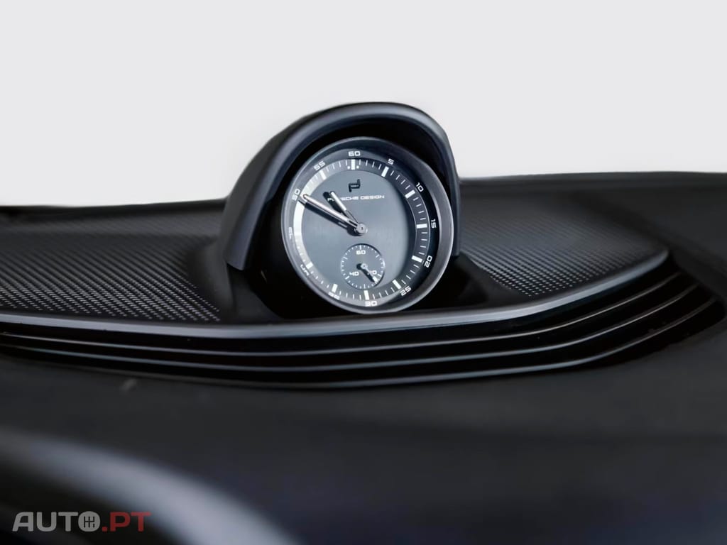 Porsche Taycan GTS I.V.A DEDUTIVEL 