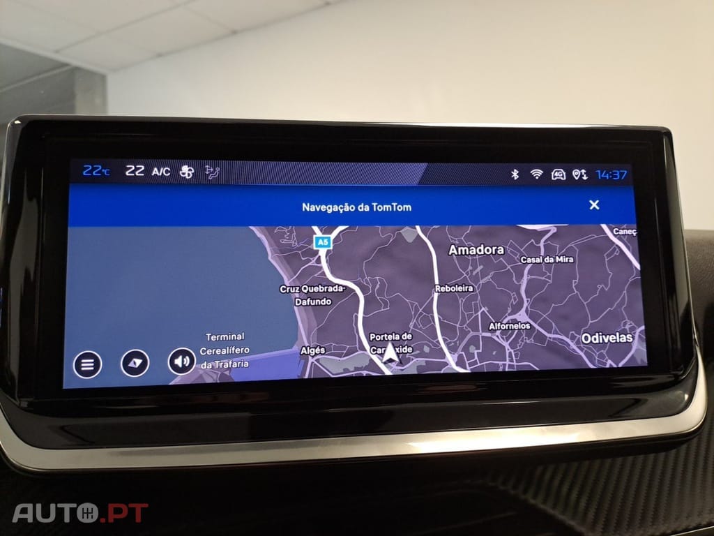 Peugeot E-2008 Active