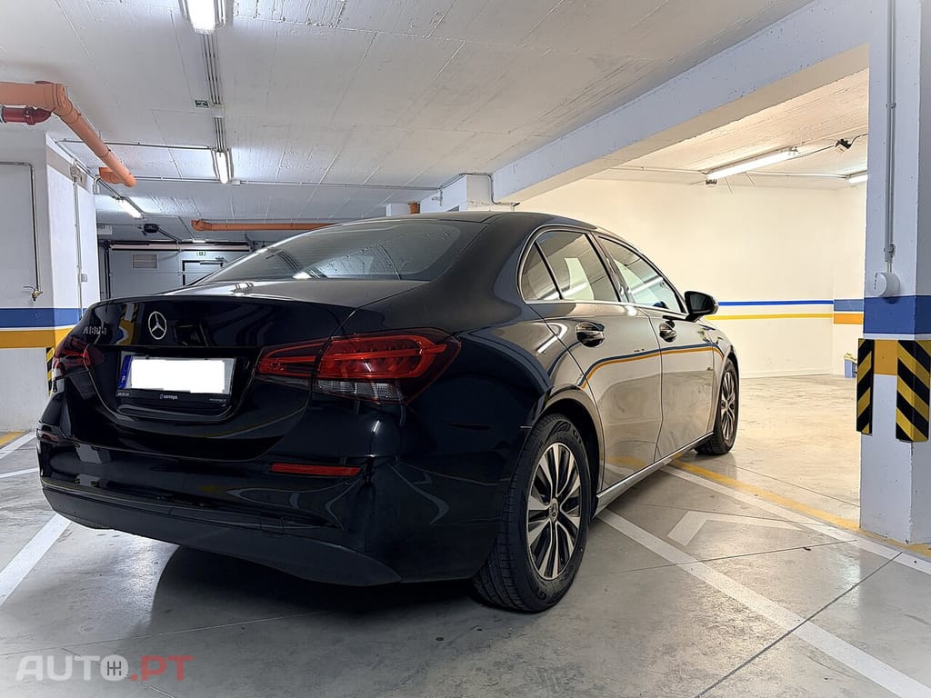 Mercedes-Benz A 180 d limousine