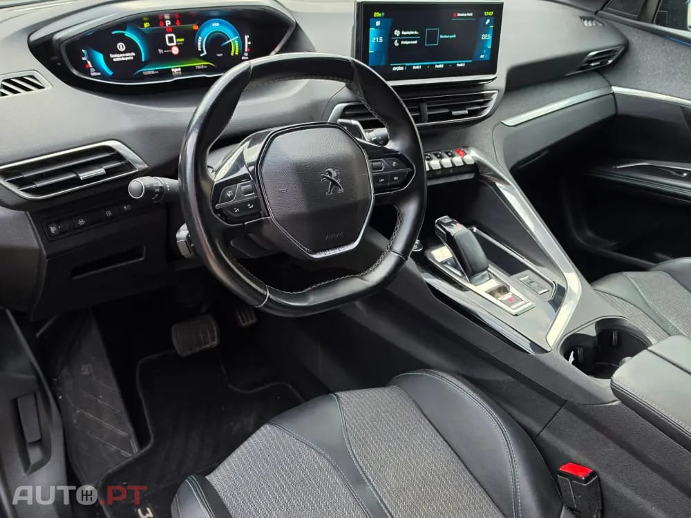 Peugeot 3008 1.6 Hybrid Allure Pack e-EAT8