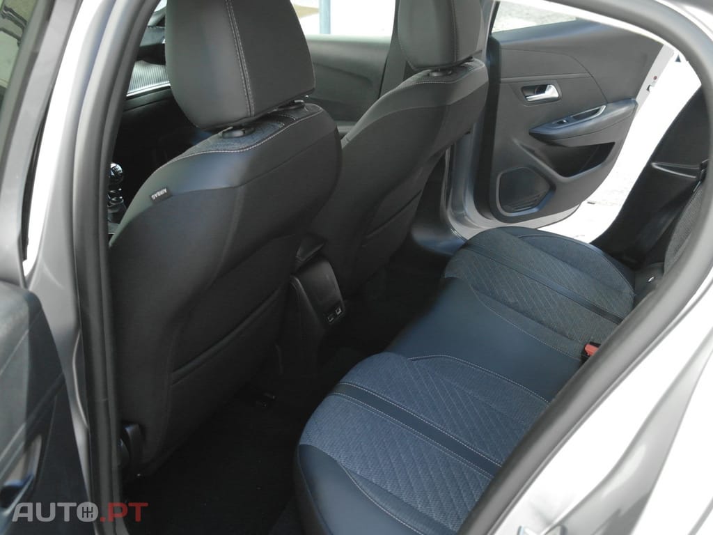 Peugeot 208 1.2 PureTech Allure