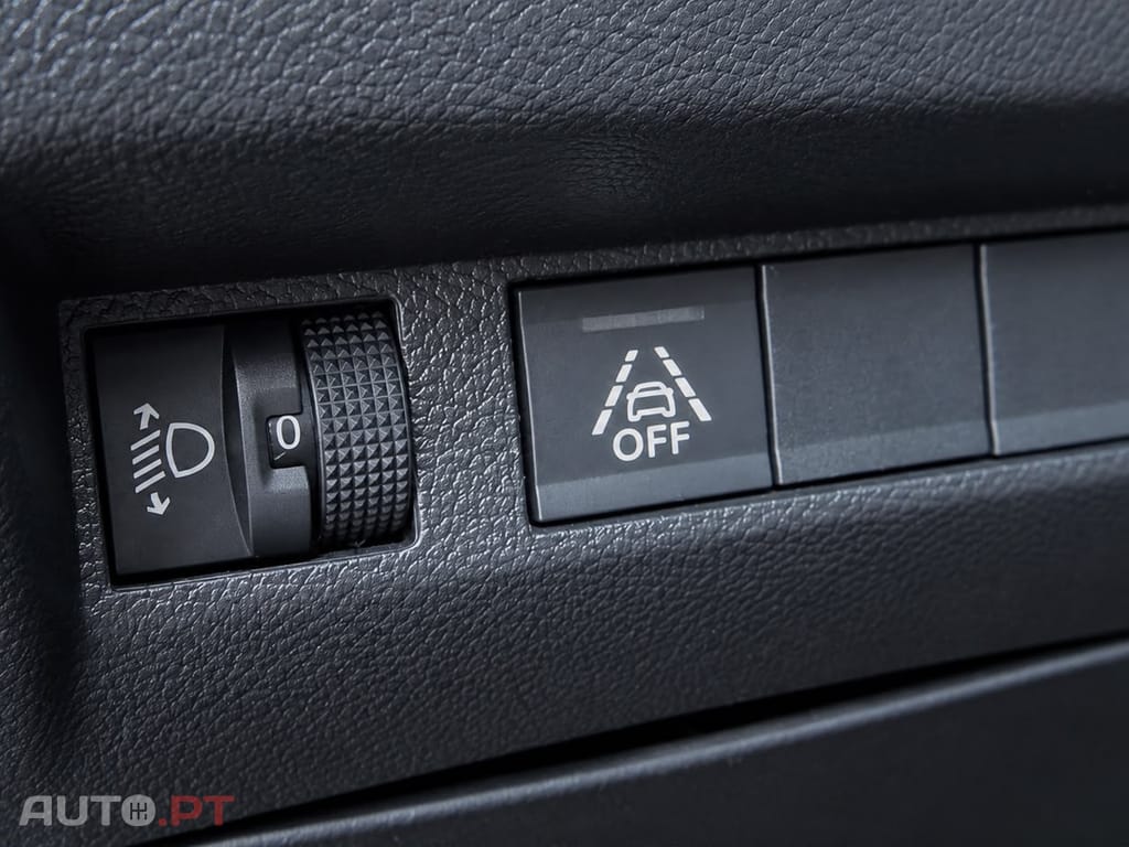 Peugeot E-208 50 kWh Allure