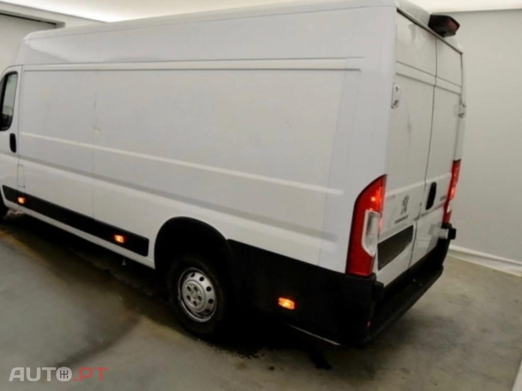Peugeot Boxer 2.2 BlueHDi 435 L4H2 Premium